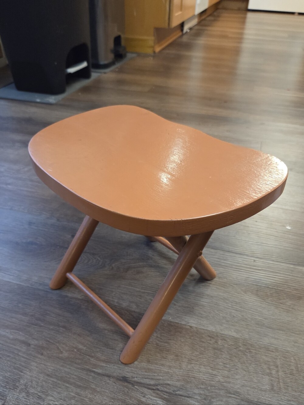 Vintage NEVCO Wood Fold'n Carry Milking Stool, Decorative Stool
